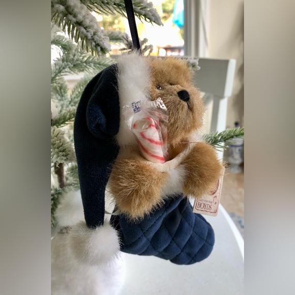 Gen-yoo-wine BOYDS “Jingle S. Stuffins” Bear - Picture 5 of 9